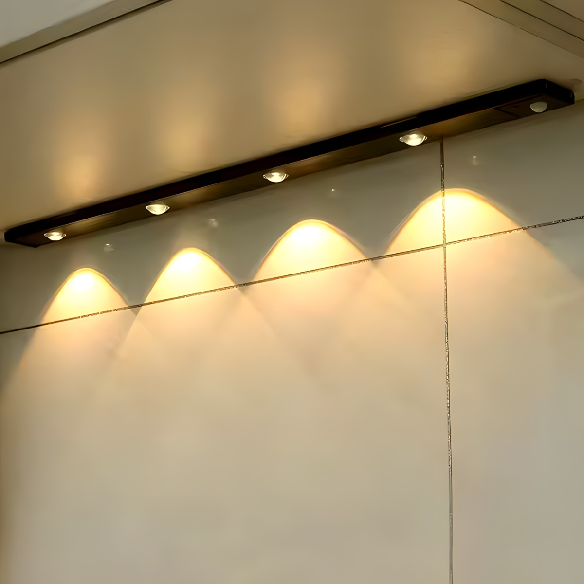 LED lampa sa senzorom pokreta