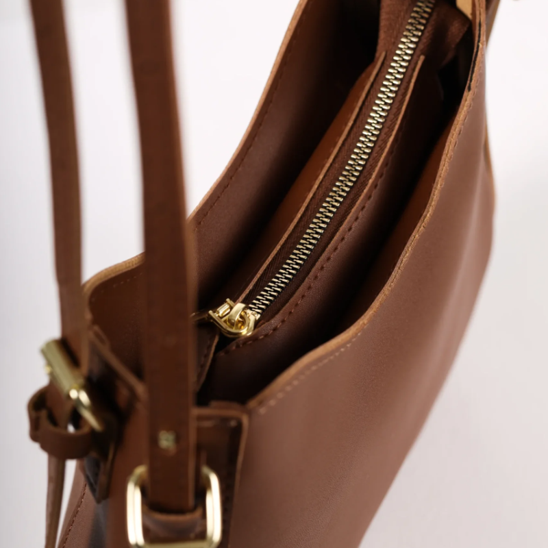 Braon casual torbica KA030 - rs-mangoshop.com