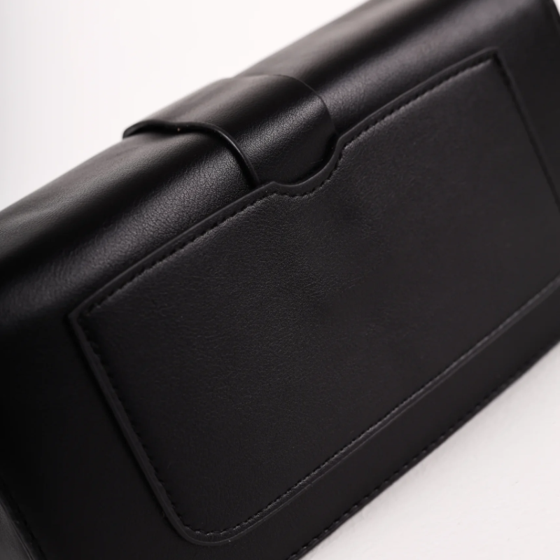 Crna torbica sa platnenim kaisem KA037 - rs-mangoshop.com