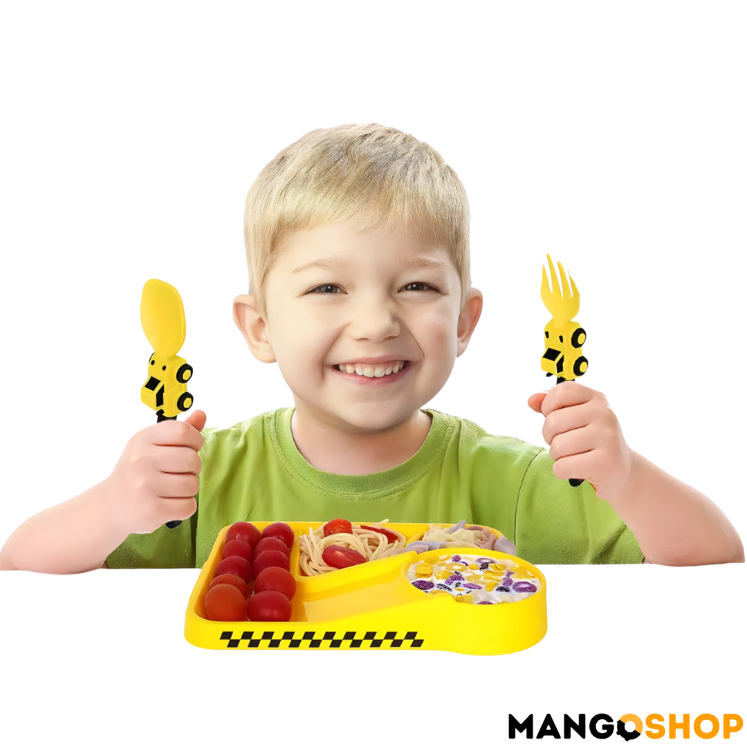 Zabavni deciji set za jelo – tanjir sa pregradama, viljuska i kasika kao traktor i bager - rs-mangoshop.com