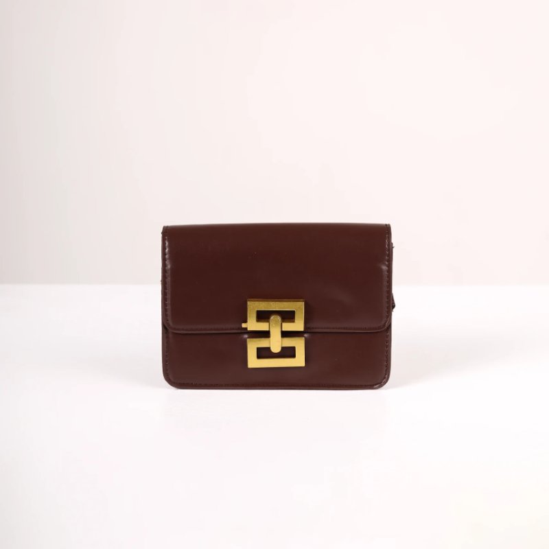 Braon torbica sa elegantnom snalom KA022 - rs-mangoshop.com