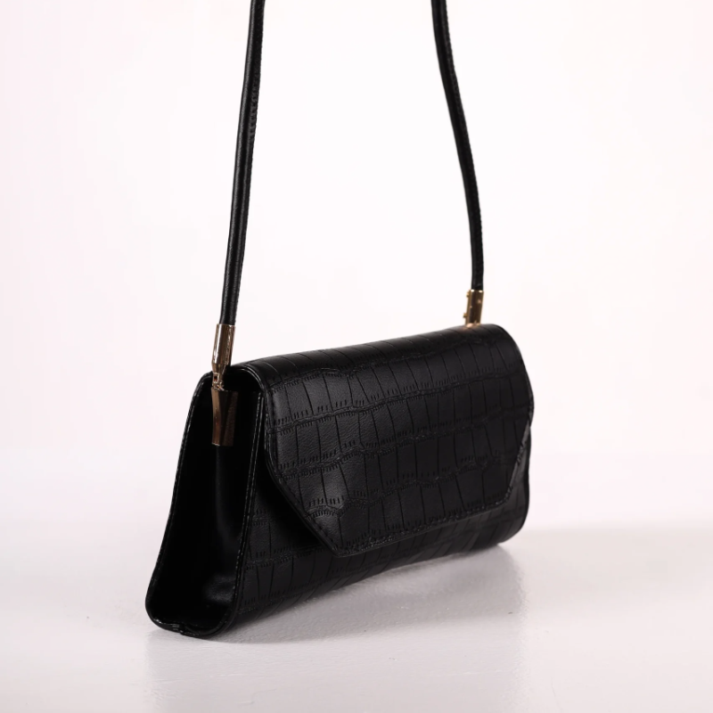 Crna reljefna torbica KA044 - rs-mangoshop.com