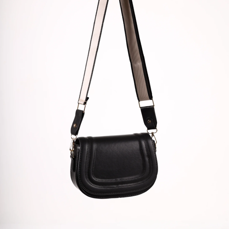 Crna tasnica sa platnenim kaisem KA047 - rs-mangoshop.com